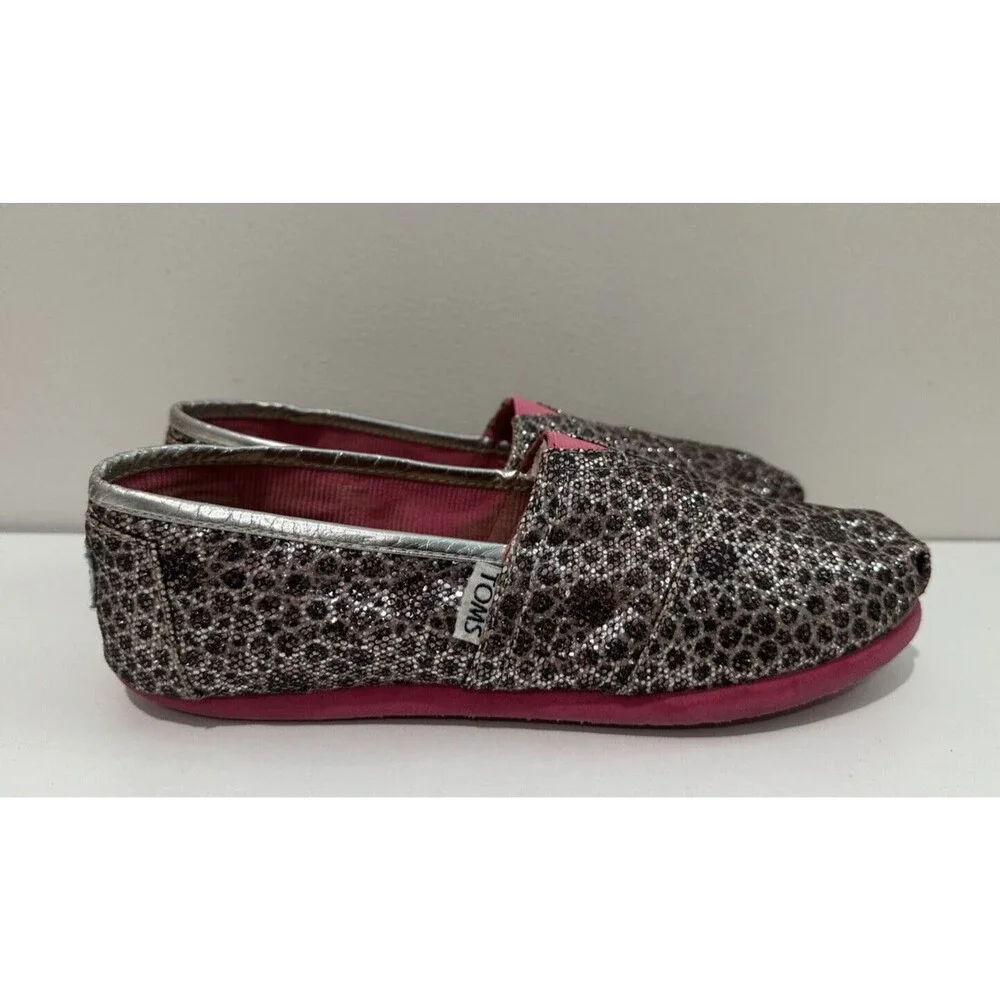 Toms girls size 4 youth pink shimmer flat slip on shoes